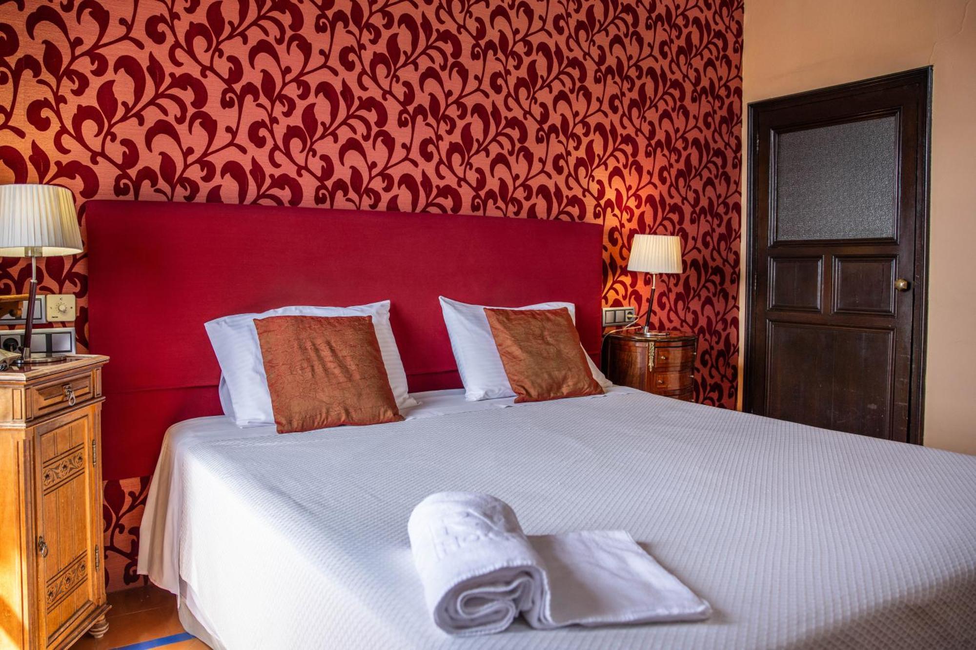 Rvhotels Palau Lo Mirador Torroella de Montgrí Eksteriør billede