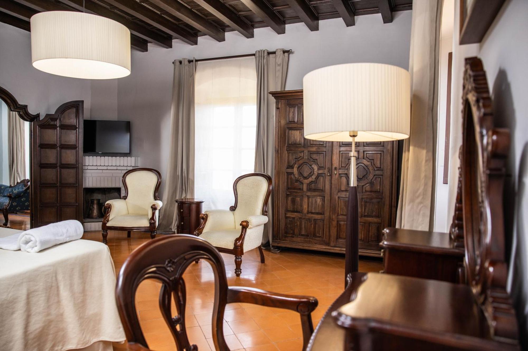 Rvhotels Palau Lo Mirador Torroella de Montgrí Eksteriør billede